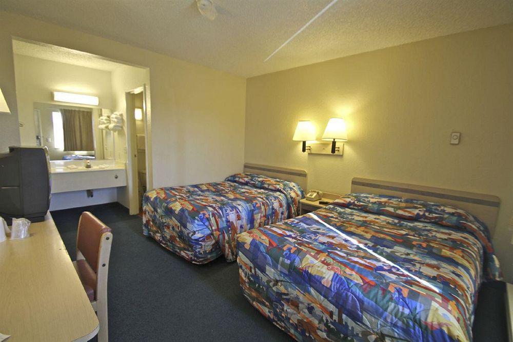 Motel 6-Eureka, Ca Redwood Coast Экстерьер фото