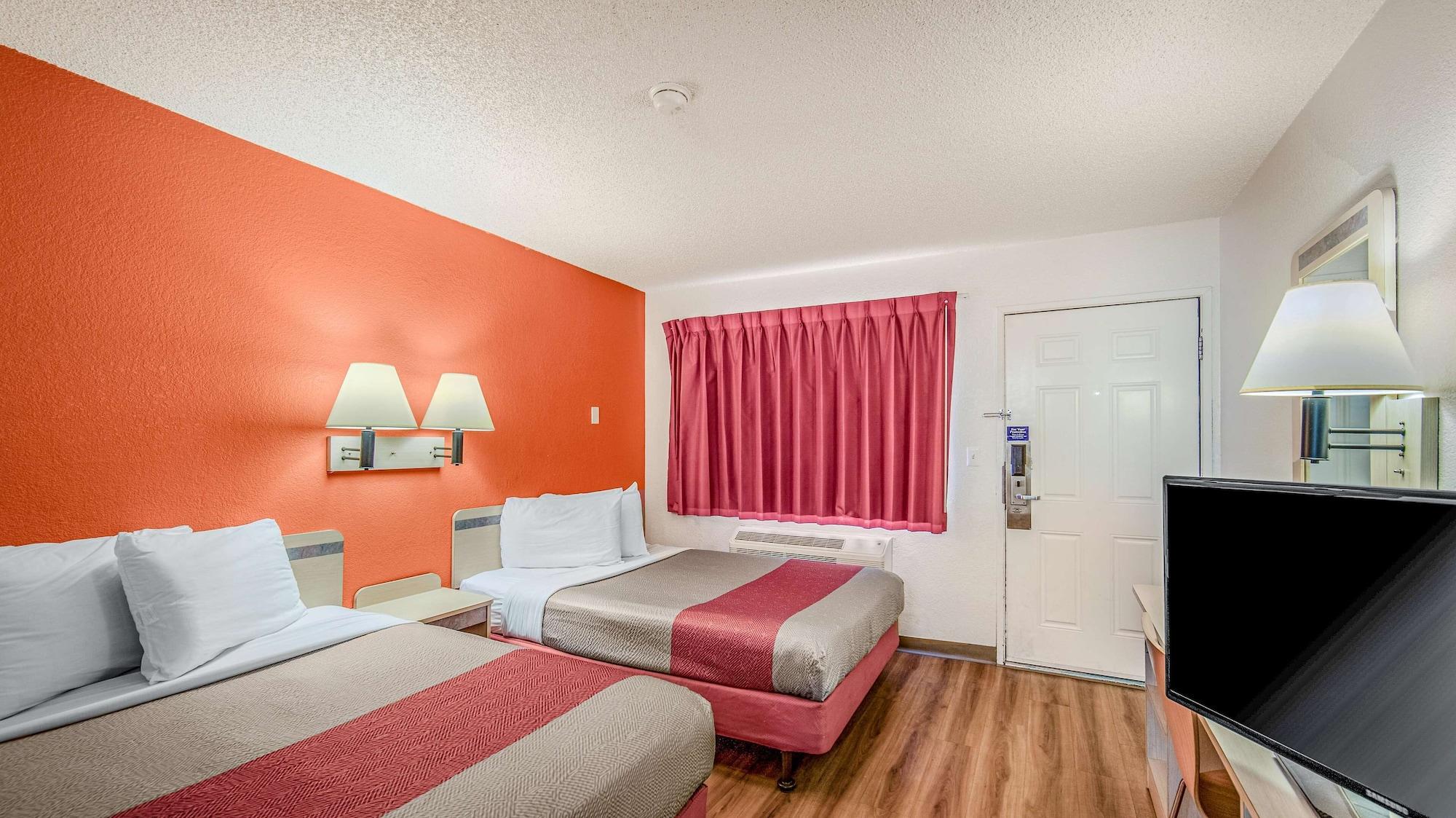 Motel 6-Eureka, Ca Redwood Coast Экстерьер фото