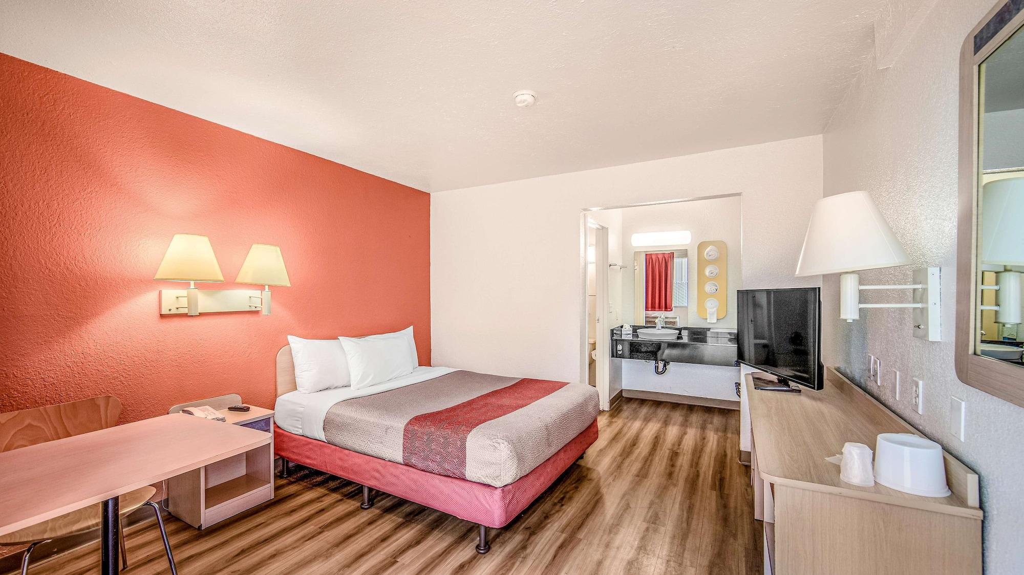 Motel 6-Eureka, Ca Redwood Coast Экстерьер фото