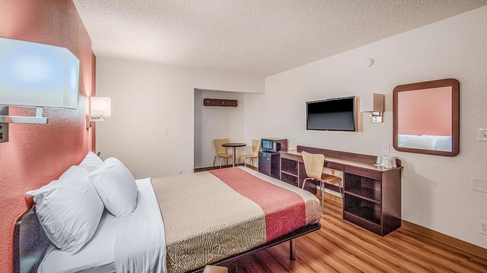 Motel 6-Eureka, Ca Redwood Coast Экстерьер фото