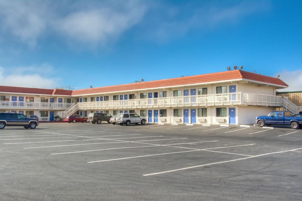 Motel 6-Eureka, Ca Redwood Coast Экстерьер фото